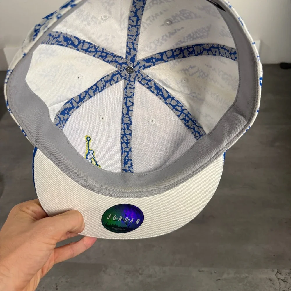 Jordan‎ Fitted Hat Mens 8 White Blue All Over Print Jumpman Laney High School